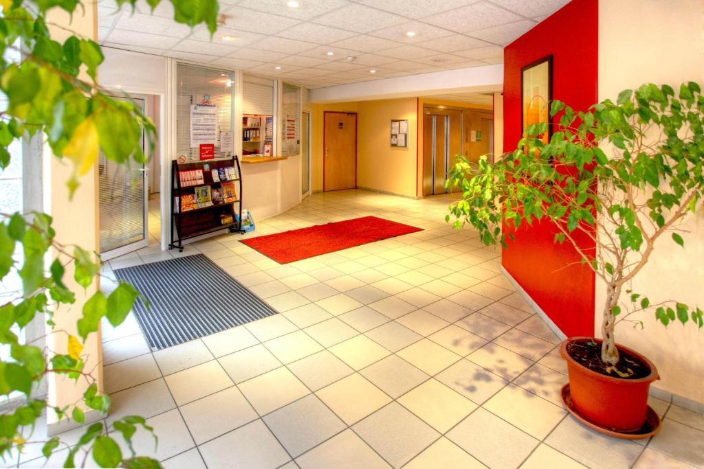 Sejours & Affaires Saint Etienne Jules Ferry Aparthotel Exterior foto