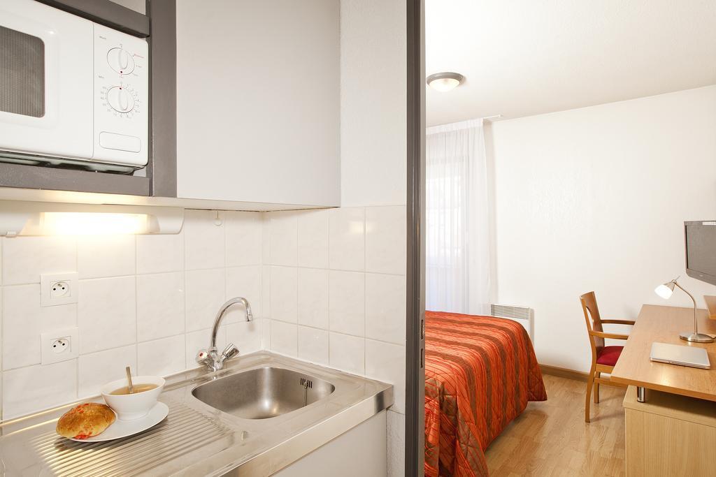Sejours & Affaires Saint Etienne Jules Ferry Aparthotel Exterior foto