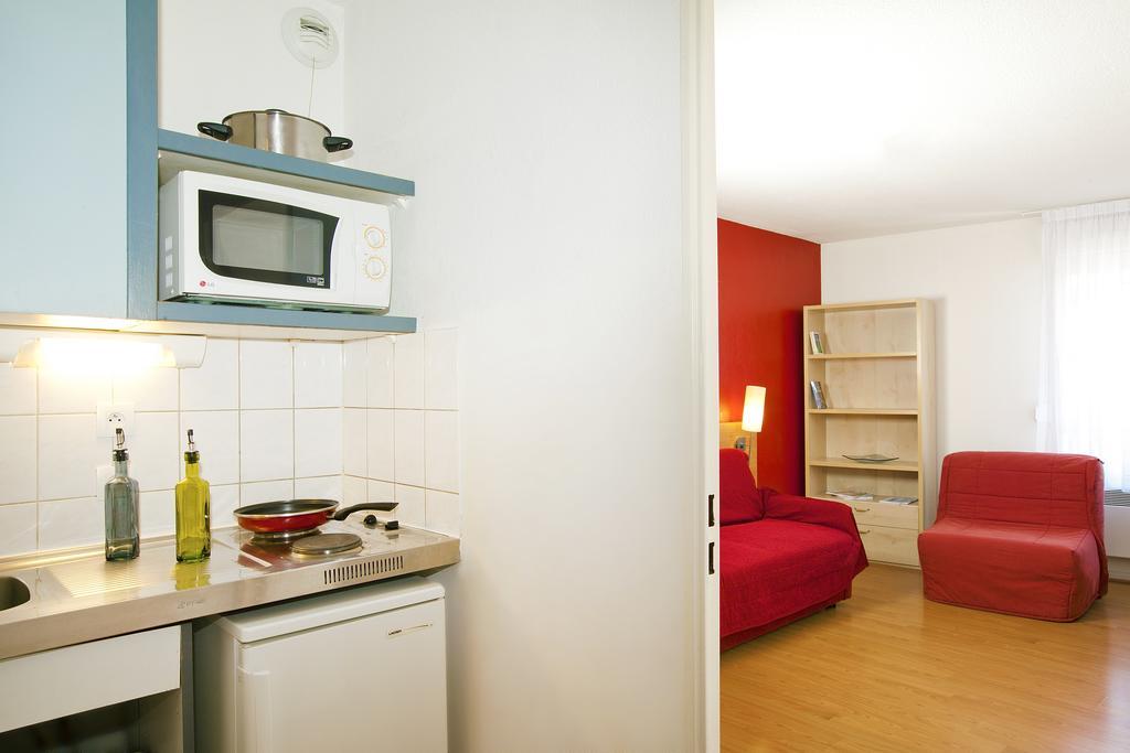 Sejours & Affaires Saint Etienne Jules Ferry Aparthotel Exterior foto