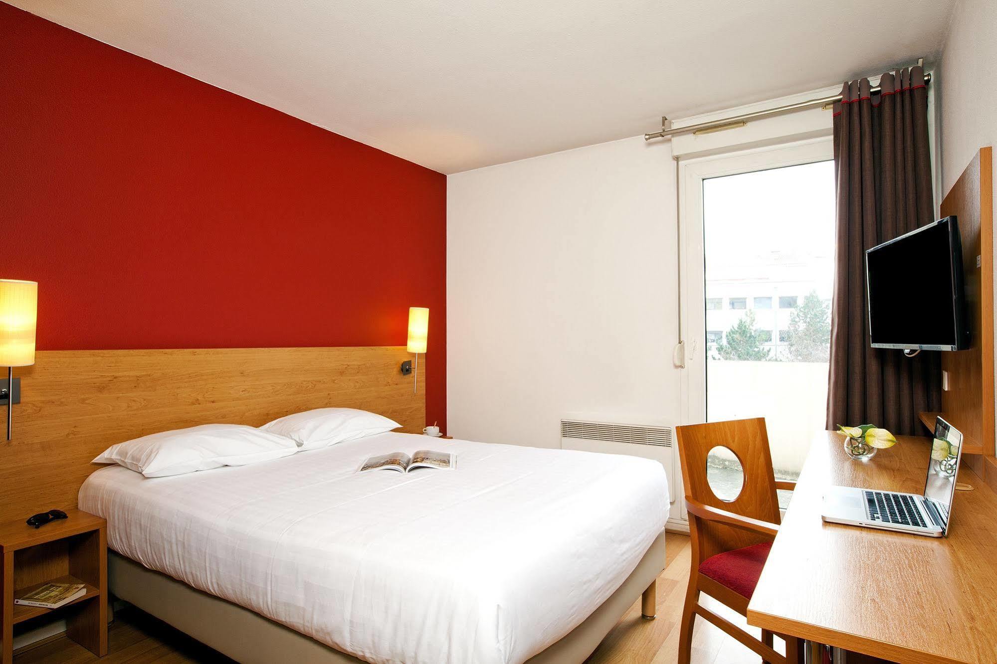 Sejours & Affaires Saint Etienne Jules Ferry Aparthotel Exterior foto